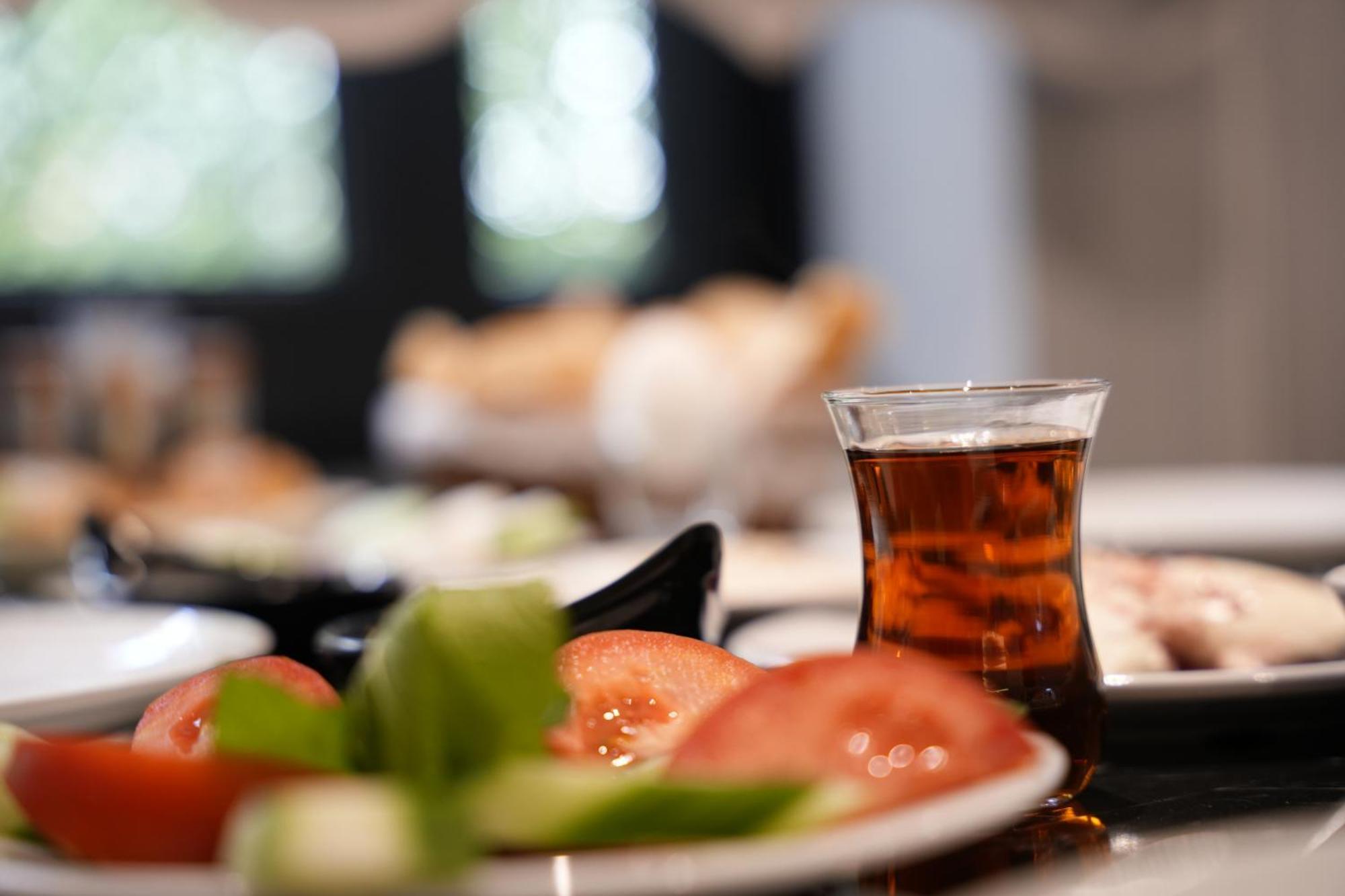 מרסין Eniza Hotel מראה חיצוני תמונה